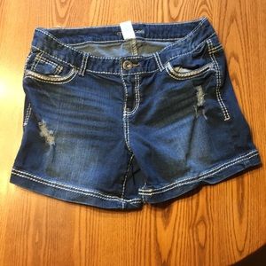 Maurices “Midi” style shorts